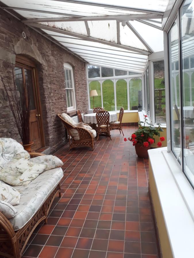 The Draen Bed And Breakfast Brecon Extérieur photo