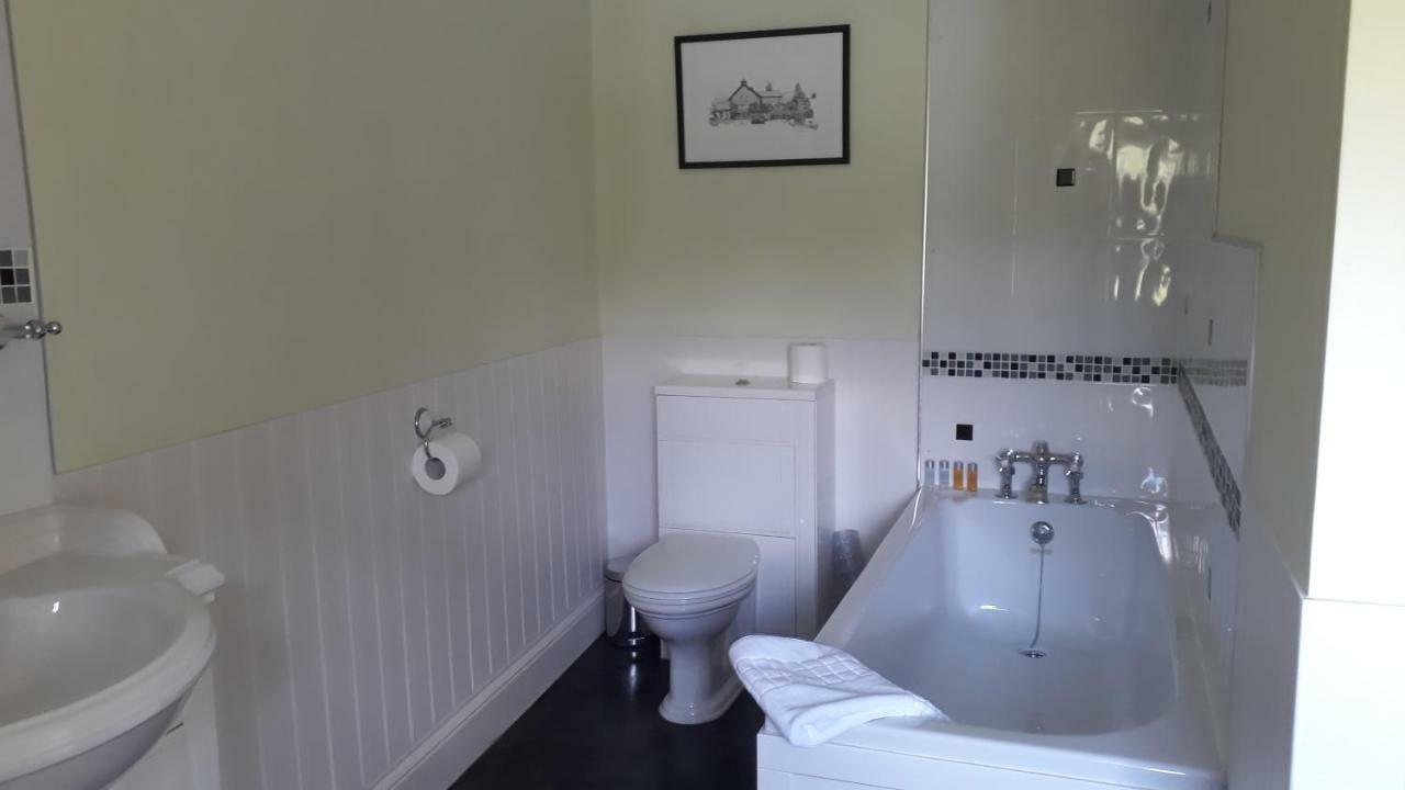 The Draen Bed And Breakfast Brecon Extérieur photo